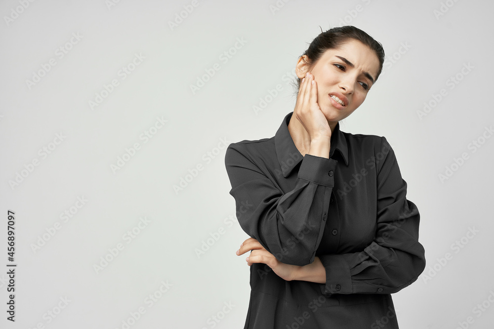 woman headache discontent trouble light background woman headache discontent trouble light background