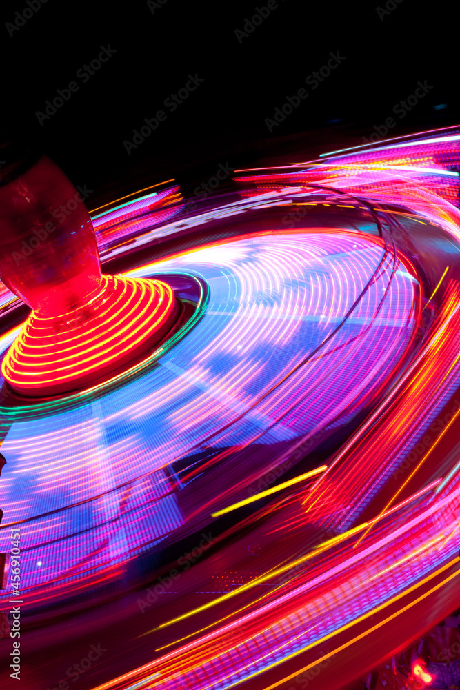 Ταπετσαρία Long exposure picture of a fairground ride at night