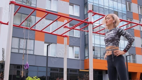 Wallpaper Mural Woman's outdoor workout in summer  Torontodigital.ca