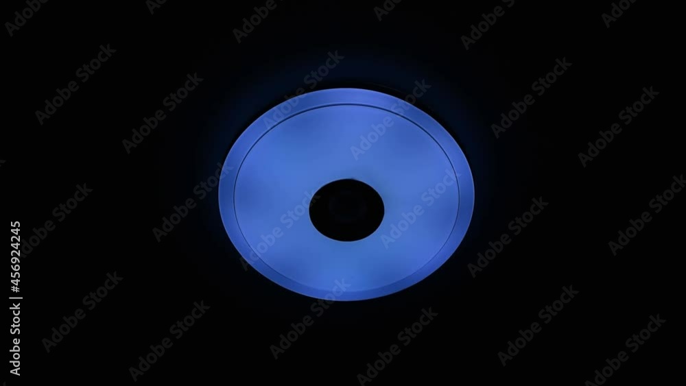 Green and blue light LED ceiling light with built-in wireless speaker. Green and blue light LED ceiling light with built-in wireless speaker.