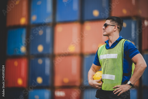 Young male warehouse superv...