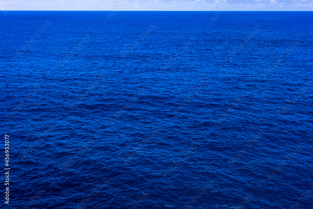 Obraz premium Mer bleue outremer 