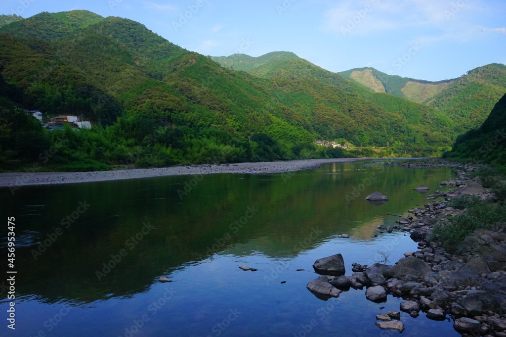 Shimanto River Valley in Kochi, Shikoku, Japan - 日本 四国 高知 四万十川	