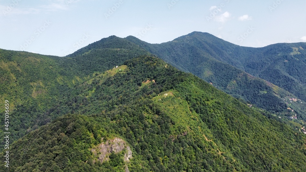 Fototapeta premium mountains in the mountains