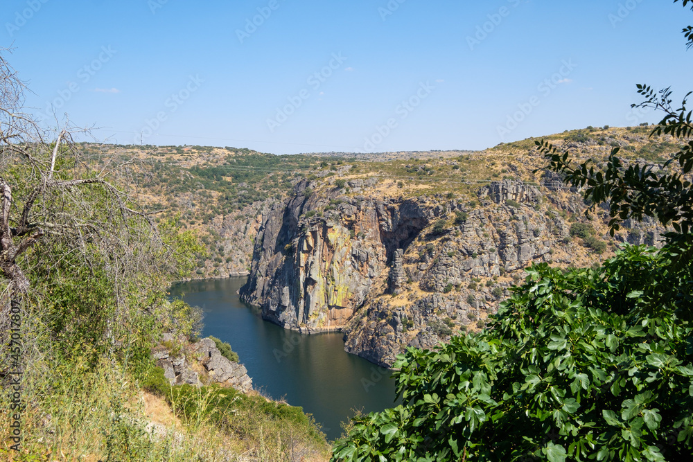 Miranda do Douro cliffs