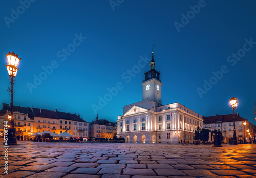 Obraz na płótnie Evening in Kalisz Wielkopolski, Poland w salonie