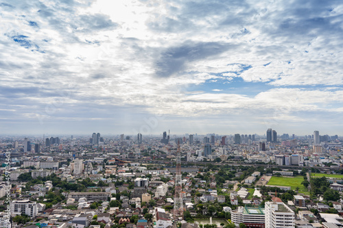 High angle shot of the morning sky in Bangkok, Thailand © SuperMoo Varavut