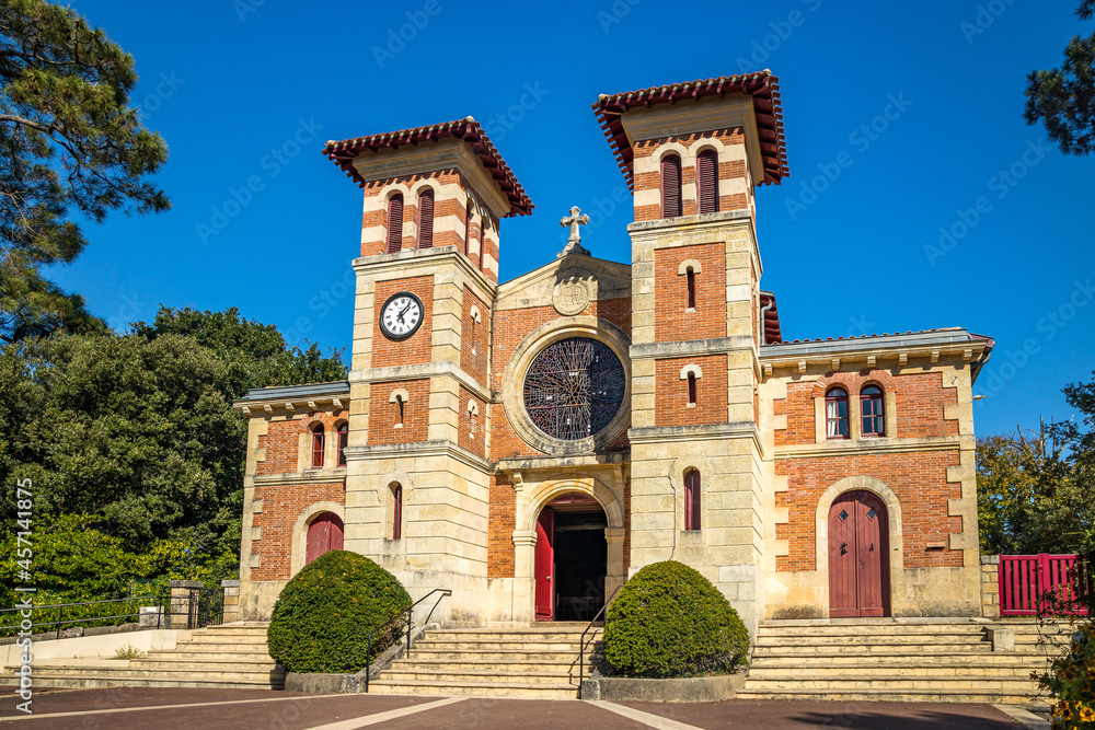 Eglise Notre Dame des Passes church in Arcachon on a summer day