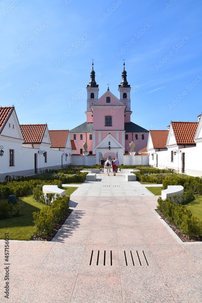 Pokamedulski Klasztor w Wigrach, w Wigierskim Parku Narodowym, 