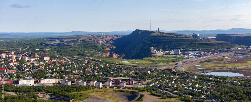 Naklejka premium Panorama of Kiruna in the summer