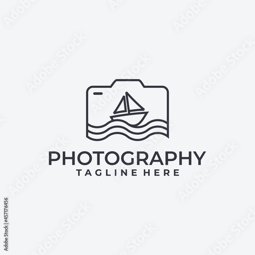 logo camera and sailboat, photography logo idea,