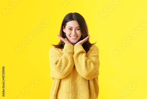 Beautiful young Asian woman...