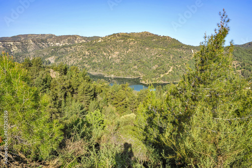 At the end of the 15th century, Queen Catherine attracted the Venetians to the construction of fortresses in Cyprus. Thus, bridges for the export of iron ore and copper appeared in Troodos 