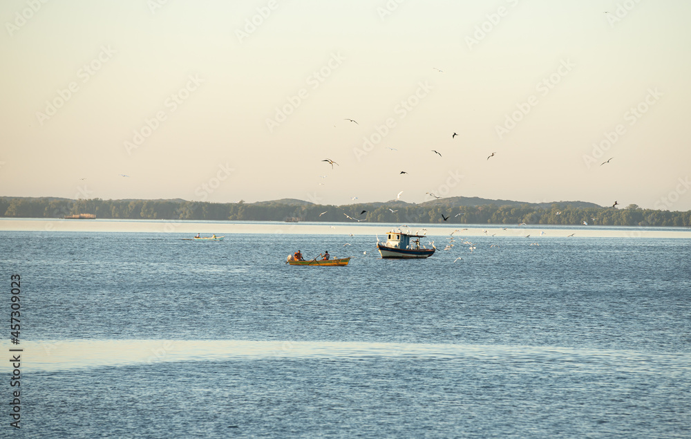 Fototapeta premium Barcos além
