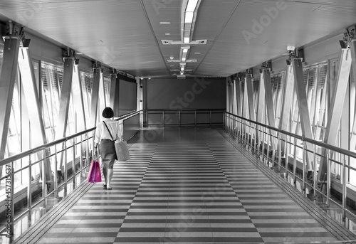 Canvas Print Walking the skyway of Kuala Lumpur