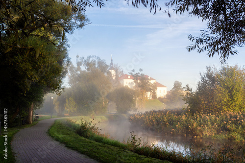 Poranek nad rzeką Supraśl, Podlasie, Polska