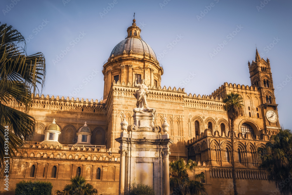 christlich katholische Kathedrale von Palermo auf Sizilien in Italien, Europa