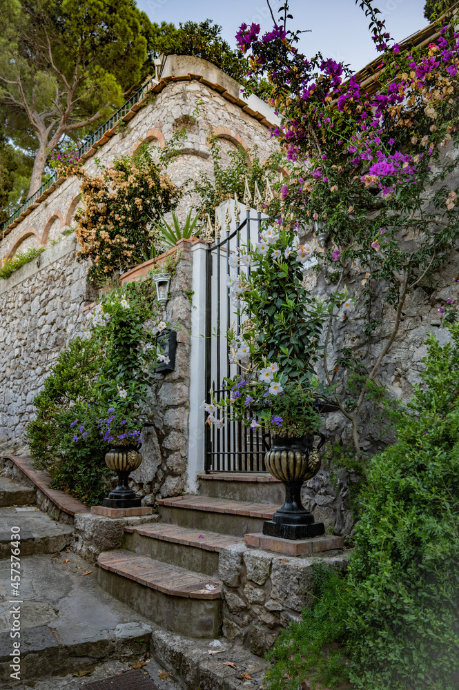 Naklejka premium old stone house