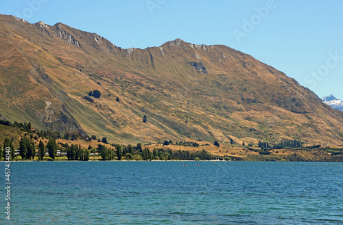Vacations on Wanaka Lake - New Zealand
