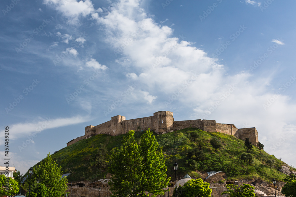 トルコ　ガズィアンテプの旧市街の丘の上に建つガズィアンテプ城跡