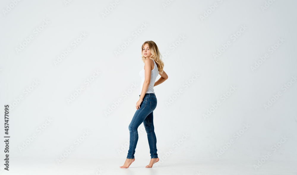 cute blonde lupus dance movement emotions positive cute blonde lupus dance movement emotions positive