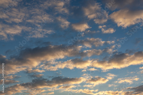 Cloudy sky at sunrise © JMB