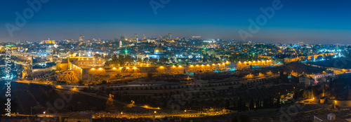 Obraz na płótnie Temple Mount at Night w salonie