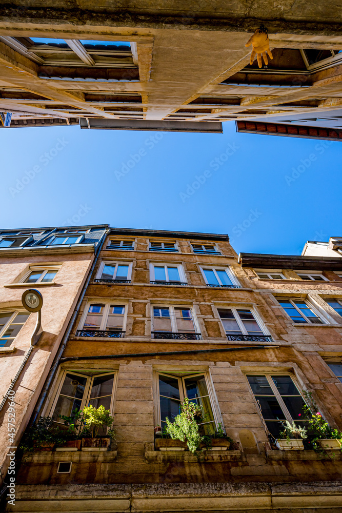 Dans les rues de la Croix Rousse et des Terreaux à Lyon