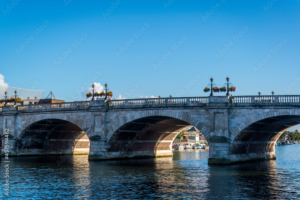 Kingston Bridge, Kingston-upon-Thames, Surrey, England, UK