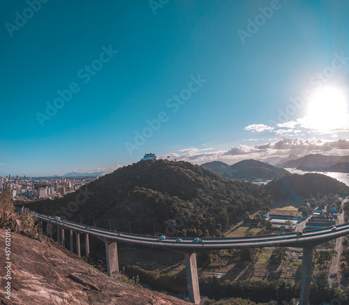 Panorama de Vila Velha com vista para o Convento da Penha