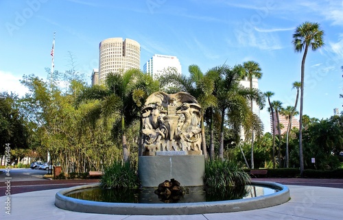 Tampa Fl Statue