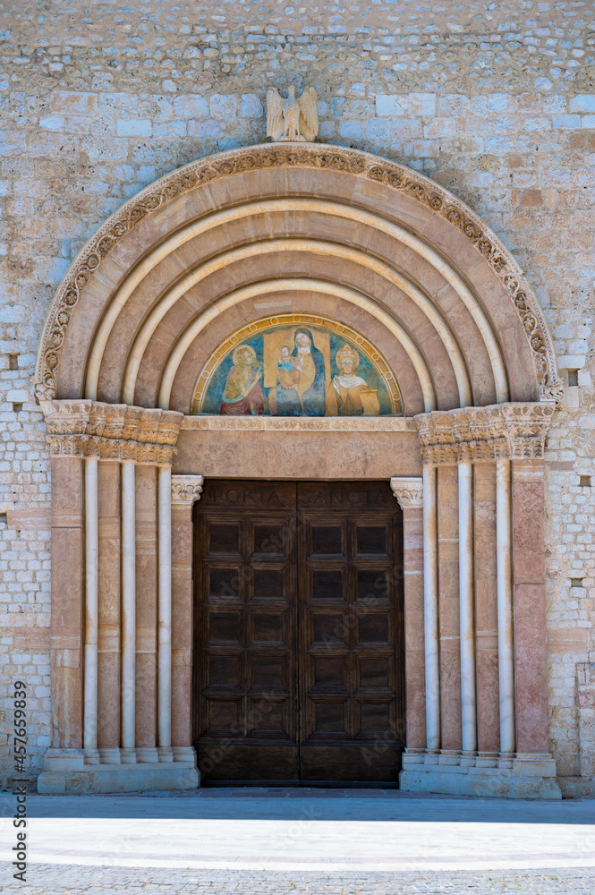 Porta Santa della Basilica di Collemaggio. L'Aquila