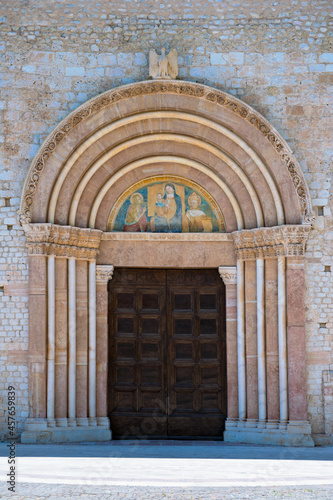 Porta Santa della Basilica di Collemaggio. L'Aquila © g8ste