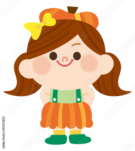 パンプキンのコスプレをしている子ども