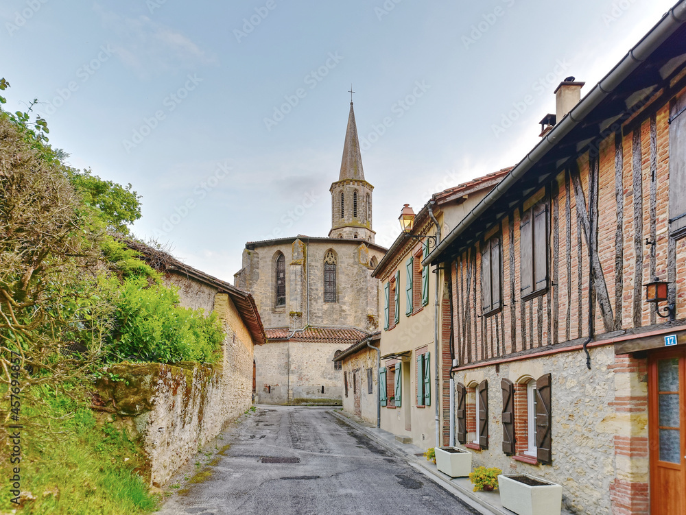 Frankreich - Loubens-Lauragais - Kirche Notre-Dame Frankreich - Loubens-Lauragais - Kirche Notre-Dame