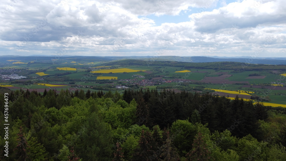 Obraz premium Naturpark Solling Strutberg Luftbild