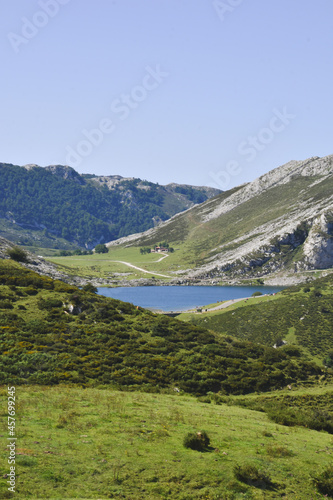 Foto de los lagos de Covadonga en Asturias
