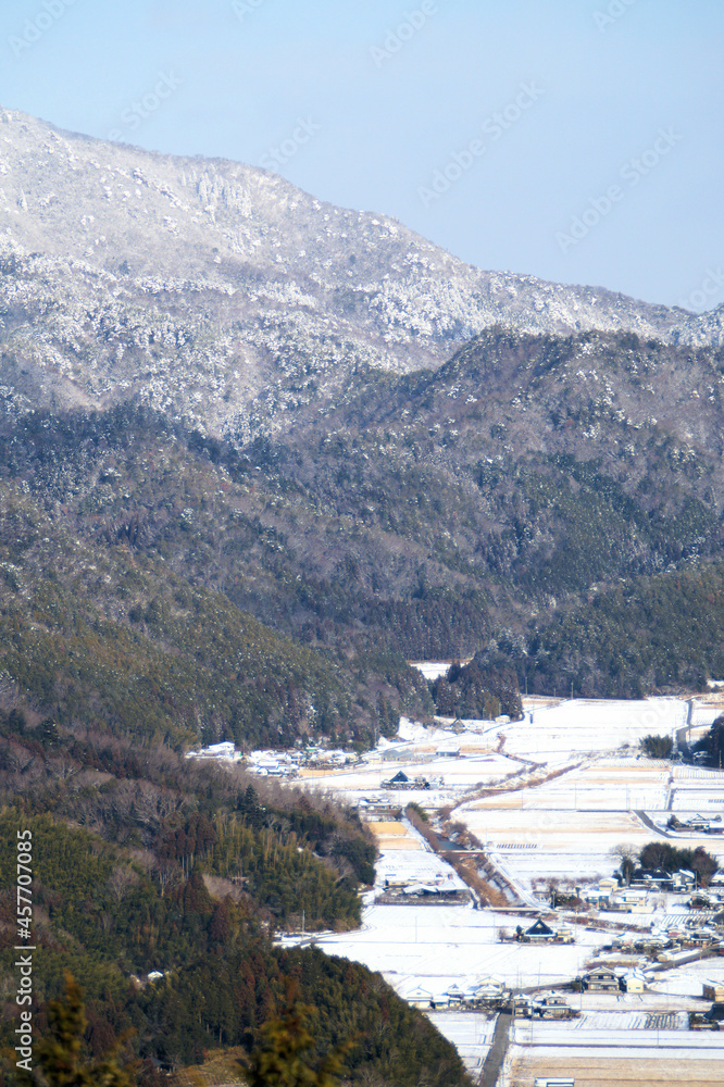 積雪　農村と里山　丹波篠山