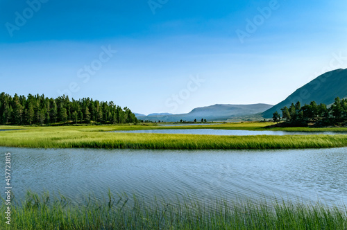 Fotografie lake in the mountains