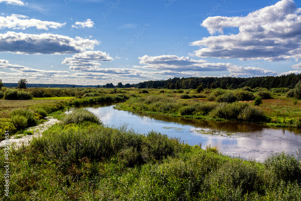 Ostatnie dni lata w Dolinie Narwi, Podlasie, Polska