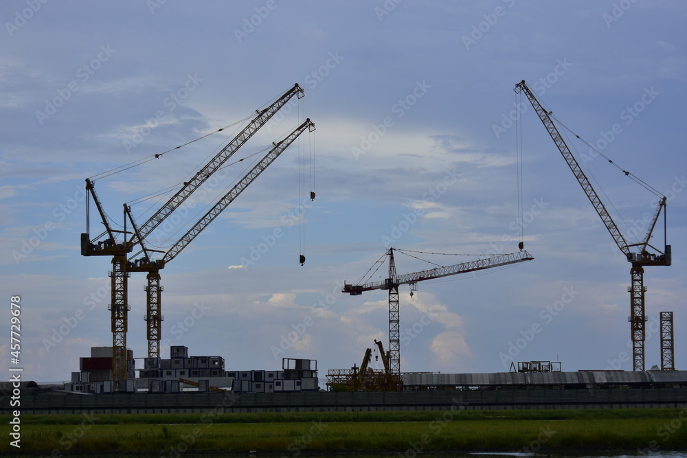 Cranes for construction activities and buildings, structures Cranes for construction activities and buildings, structures
