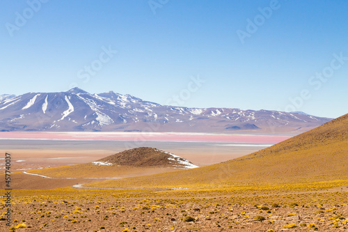 Laguna Colorada view, Bolivia © elleonzebon