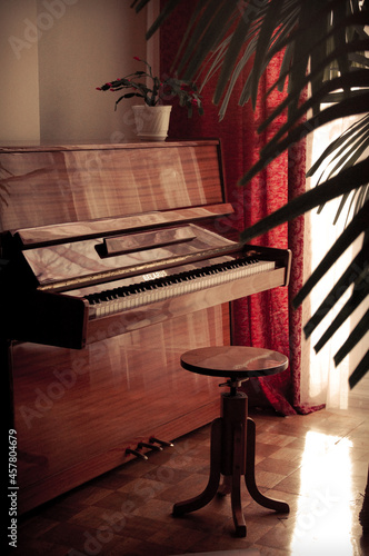 piano in the room