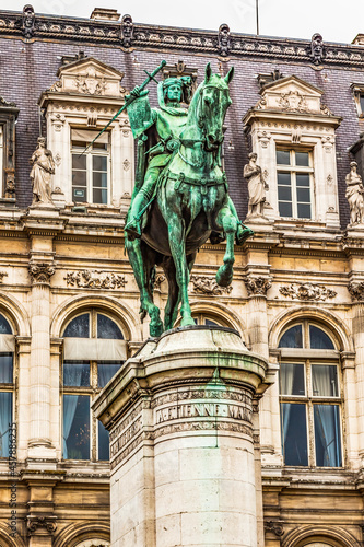 Etenne Marcel Statue Hotel de Ville City Hall Paris France