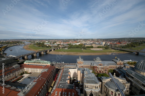 Fototapeta Naklejka Na Ścianę i Meble -  Dresden, Blick vom Turm der Frauenkirche