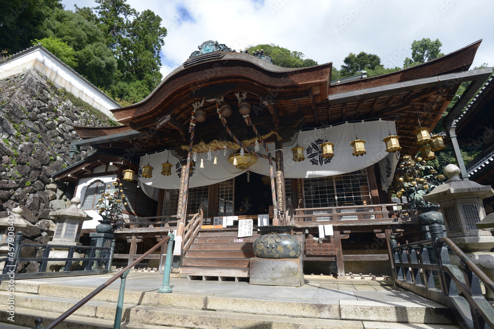 Obraz premium 宝山寺 聖天堂拝殿 奈良県生駒市