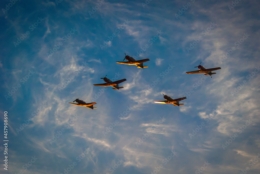 2020-05-21 FIVE WORLD WAR TWO AIRPLANES FLYING OVER THE PACIFIC OCEAN NEAR PALISADES CALIFORNIA 2020-05-21 FIVE WORLD WAR TWO AIRPLANES FLYING OVER THE PACIFIC OCEAN NEAR PALISADES CALIFORNIA