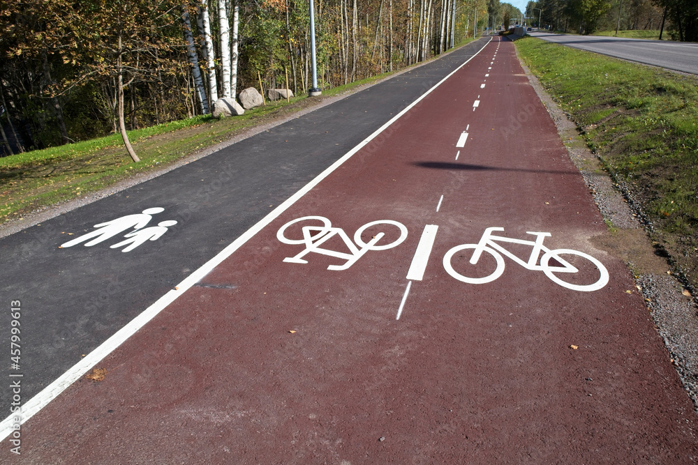 Obraz premium combined pedestrian and bicycle route, Lappeenranta Finland