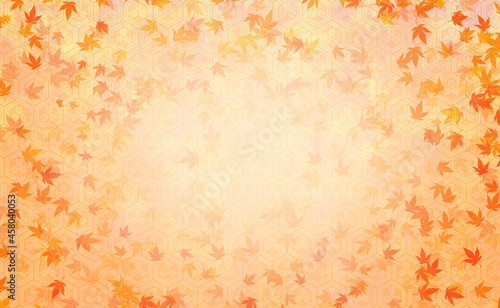 秋の紅葉、ひらひら舞う落ち葉、和風で柔らかいオレンジ色の背景