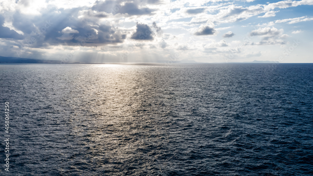 Obraz premium Azure water view at sunset, Crete, Greece